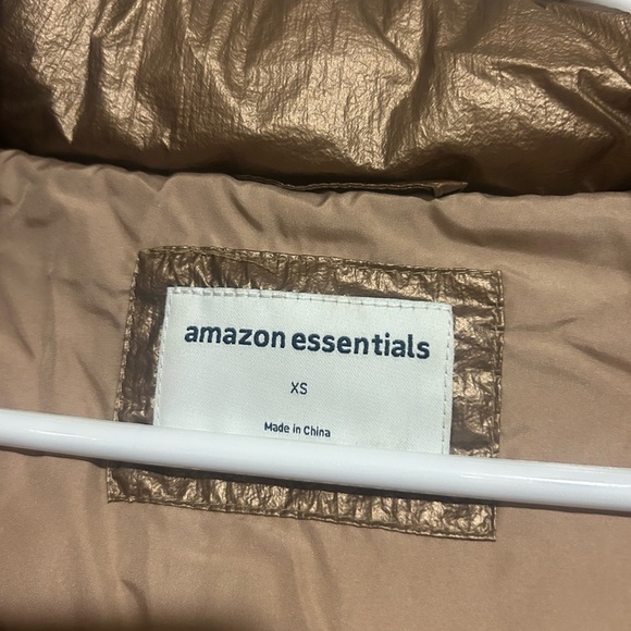 NWT Amazon Women’s Metallic Brown Heavyweight Puffer Coat Size XS New - Picture 7 of 8